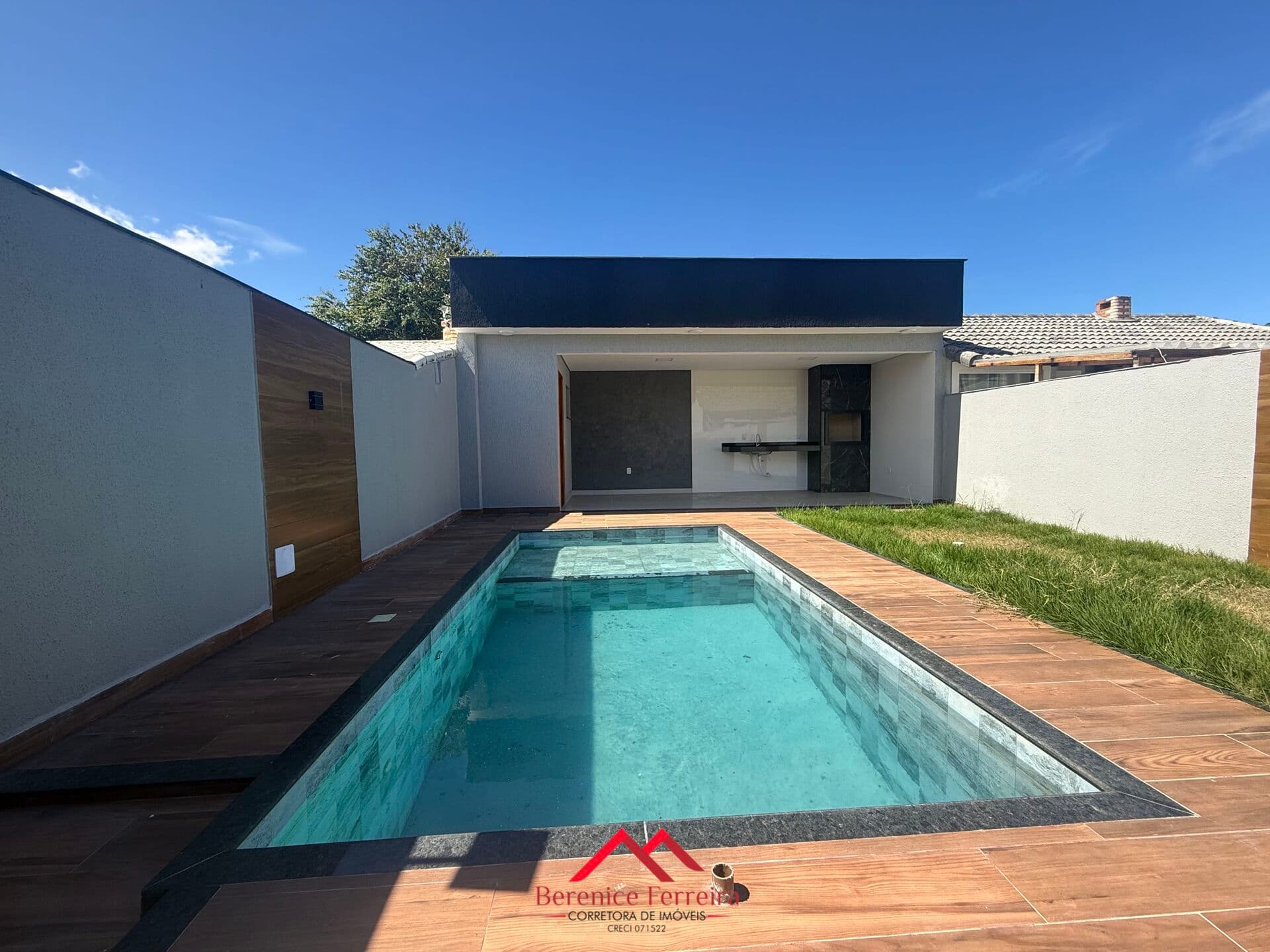 🏡 Linda Casa Moderna com Piscina à Venda em Itaipuaçu – Maricá/RJ