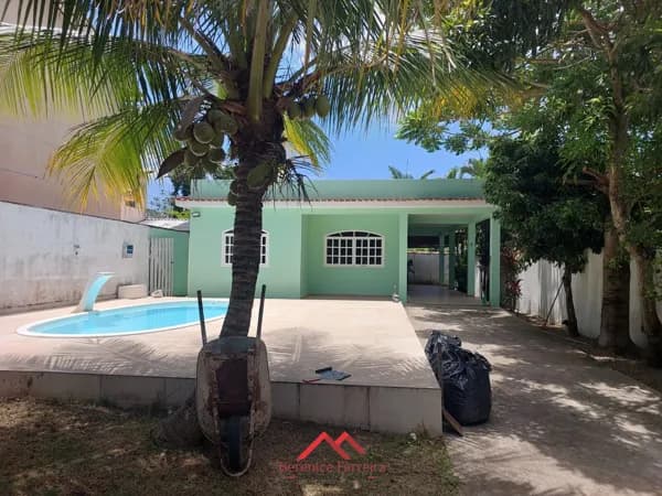 🏡 Ótima casa de 2° locação com piscina para venda em Itaipuaçu!