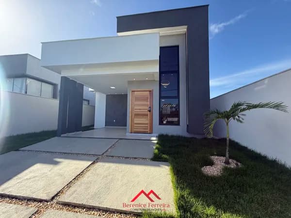 Casa com piscina no Condomínio Royal Garden – Maricá/RJ
