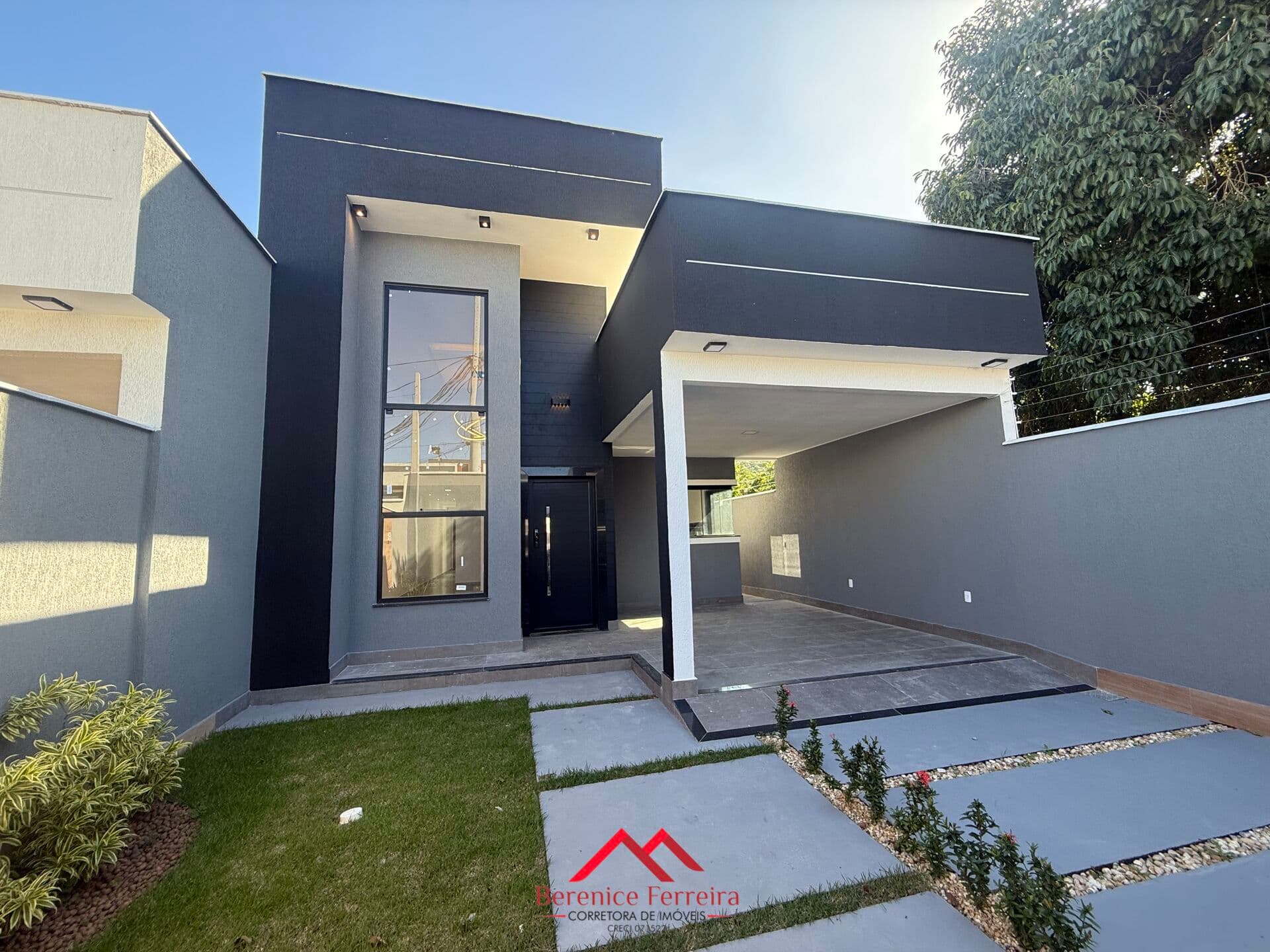 Maravilhosa Casa Moderna à Venda – Jardim Atlântico Oeste, Itaipuaçu