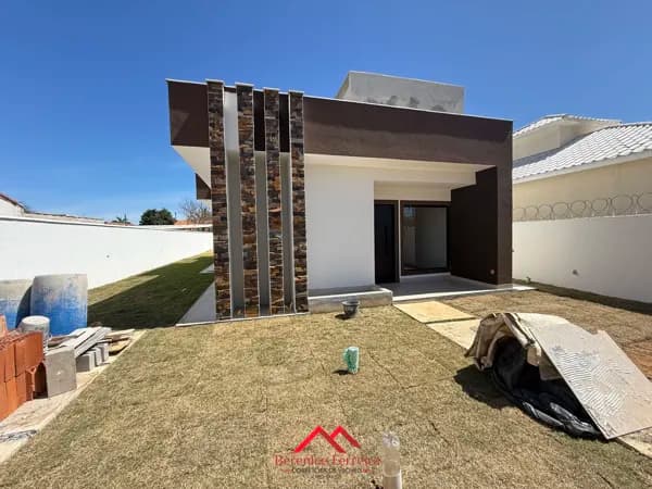 Maravilhosa casa à venda no Jardim Atlântico Leste – Itaipuaçu!