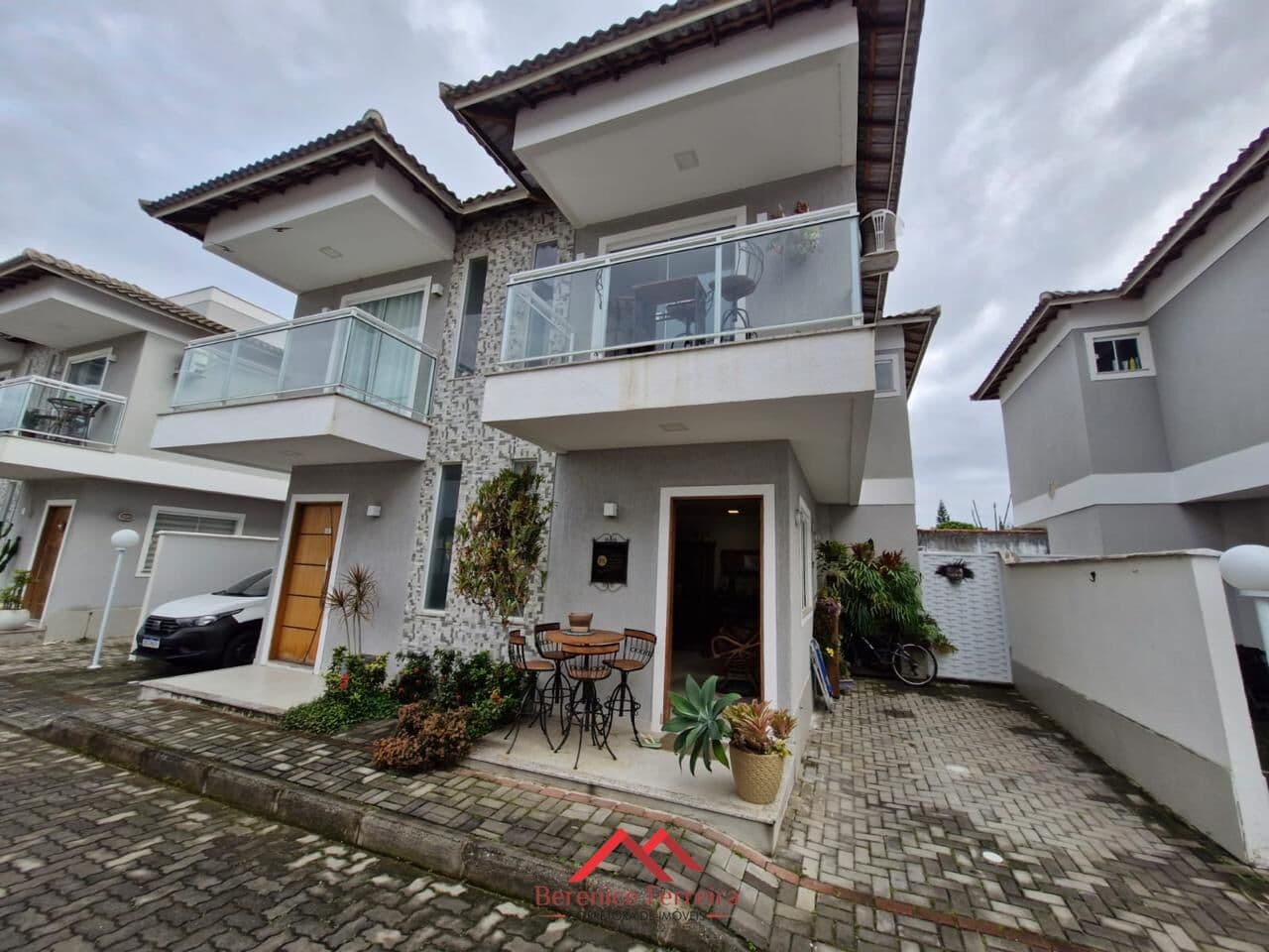 Oportunidade! Linda Casa em Condomínio Fechado à Venda em Itaipuaçu