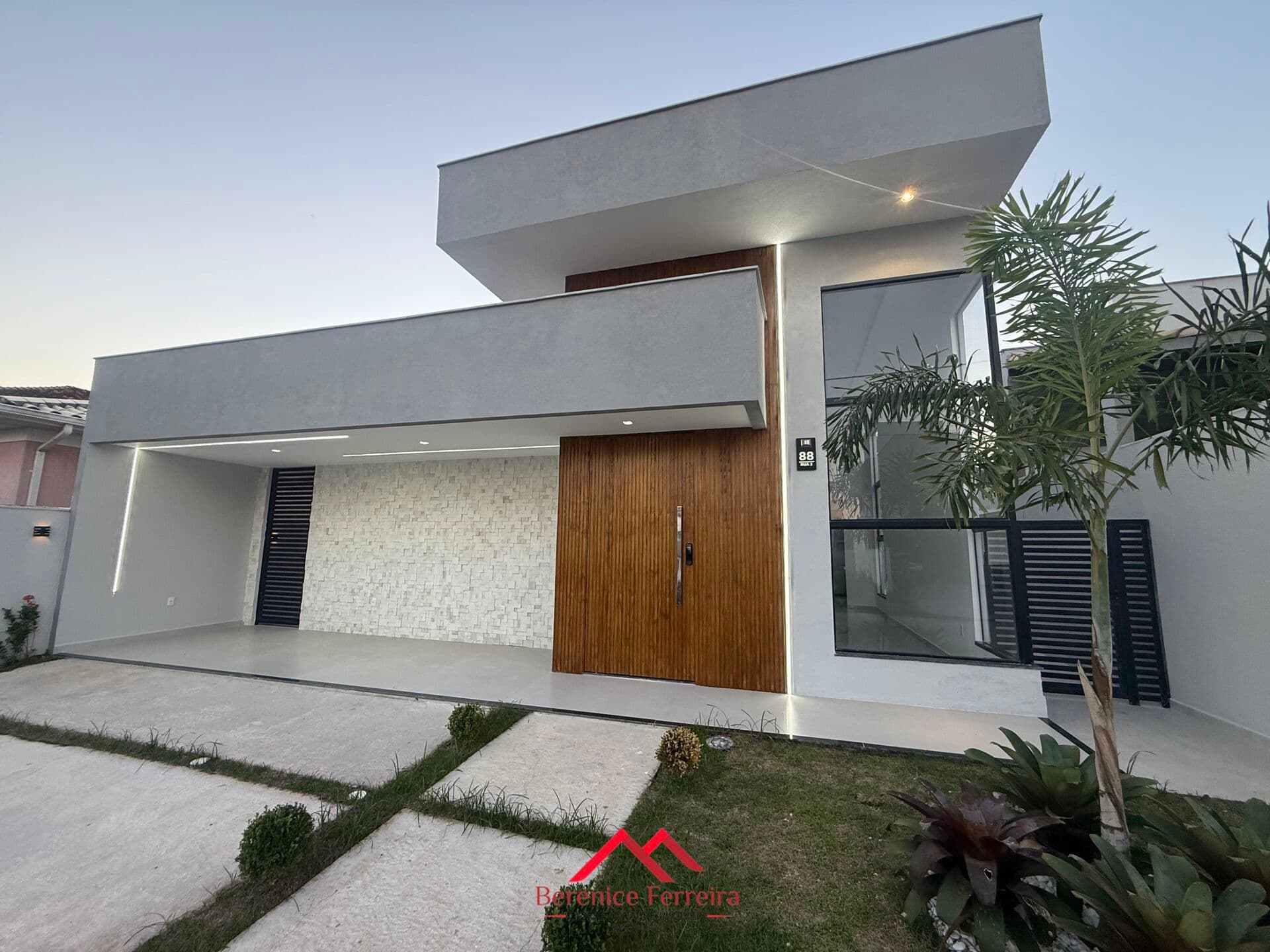 Linda Casa Contemporânea em Condomínio Fechado – Itaipuaçu