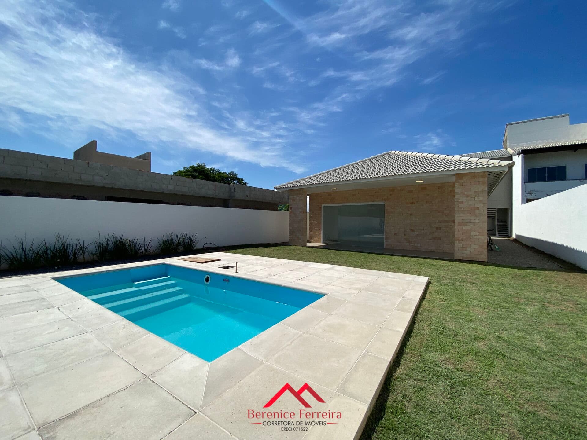 Casa com piscina, pertinho da linda praia de Itaipuaçu – Maricá/RJ