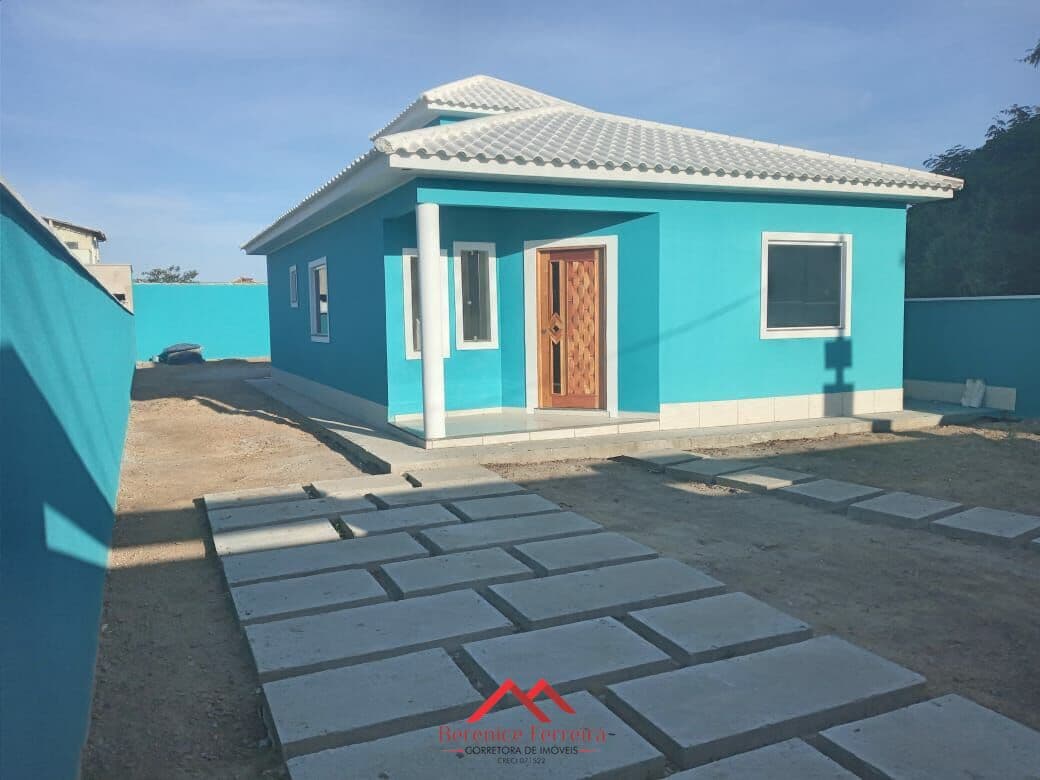Belíssima casa com 3 qtos e terreno de 480m2 no Jardim Atlântico, Itaipuaçu - Maricá