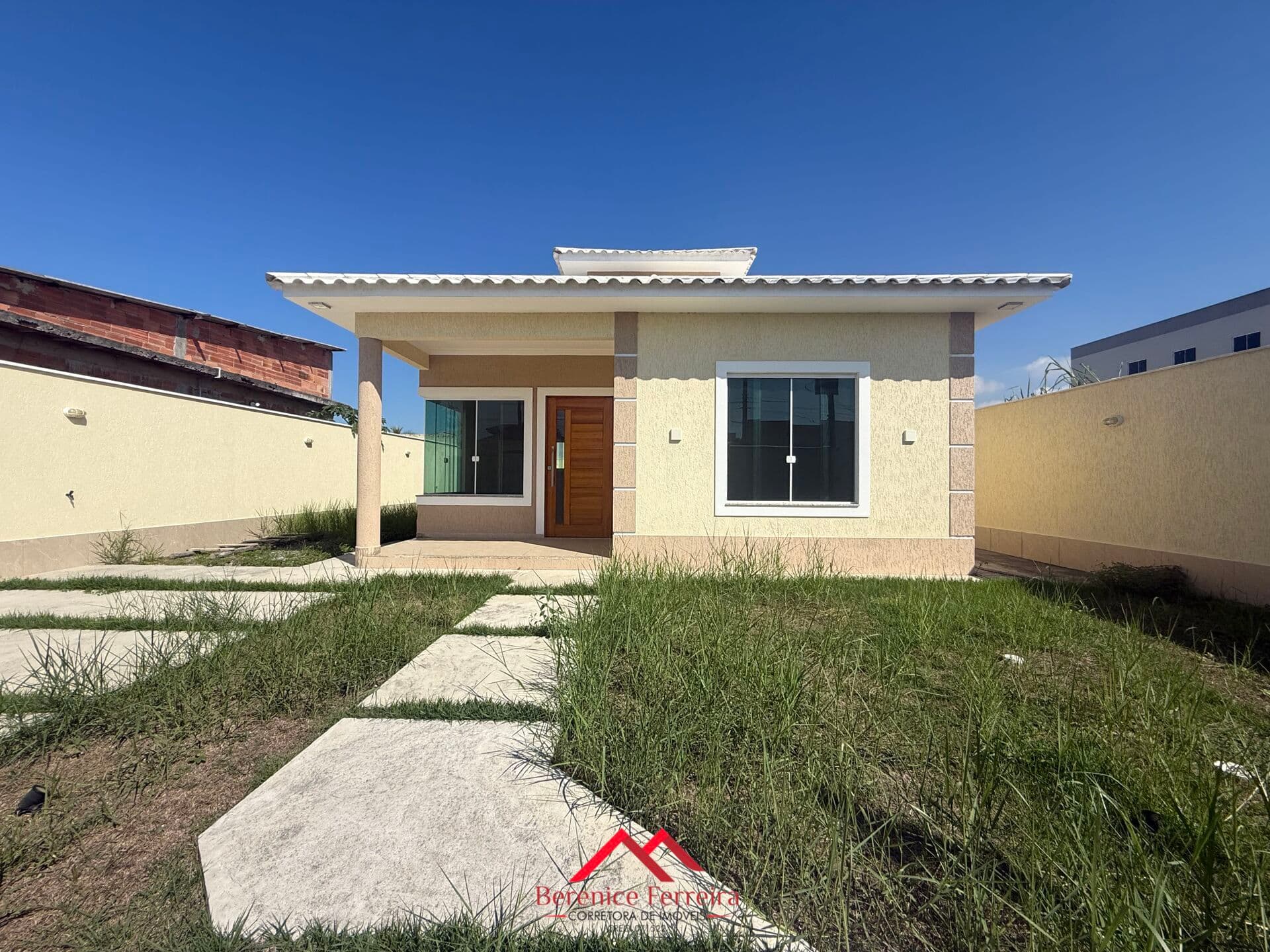 Casa com Fino Acabamento à Venda em Itaipuaçu!