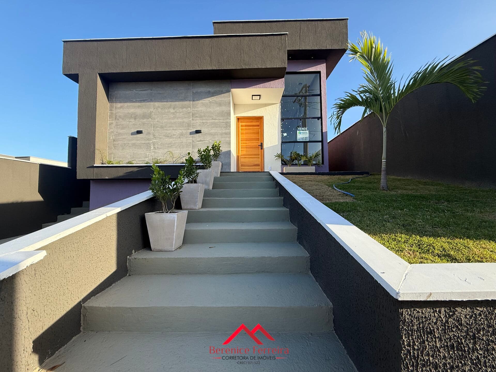 Linda casa no Condomínio Royal Garden – Maricá/RJ!