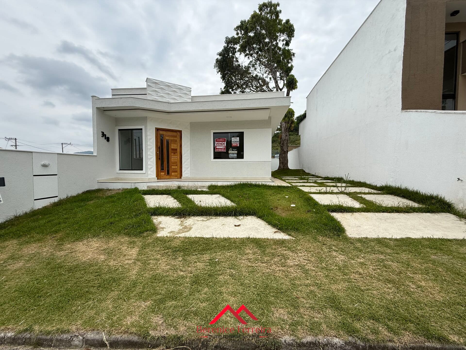 Casa Moderna no Condomínio Vitória dos Anjos 2 – Caxito, Maricá