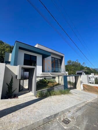 Casa em Jaraguá do Sul - Amizade