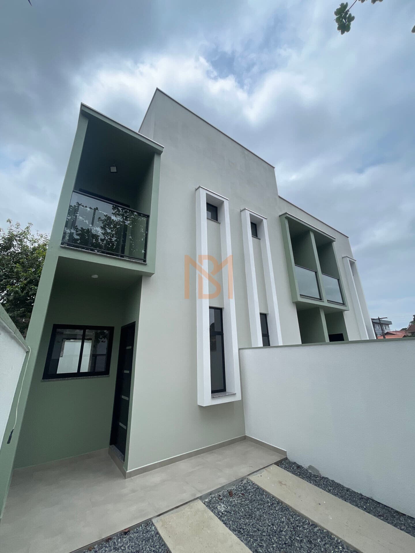 Geminado à venda, 90 m² por R$ 390 mil - Rau - Jaraguá do Sul