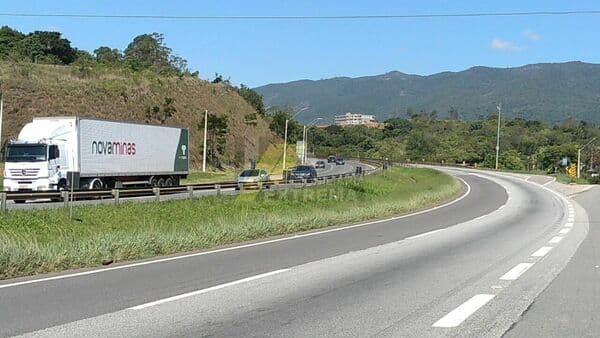 Propriedade comercial/residencial.