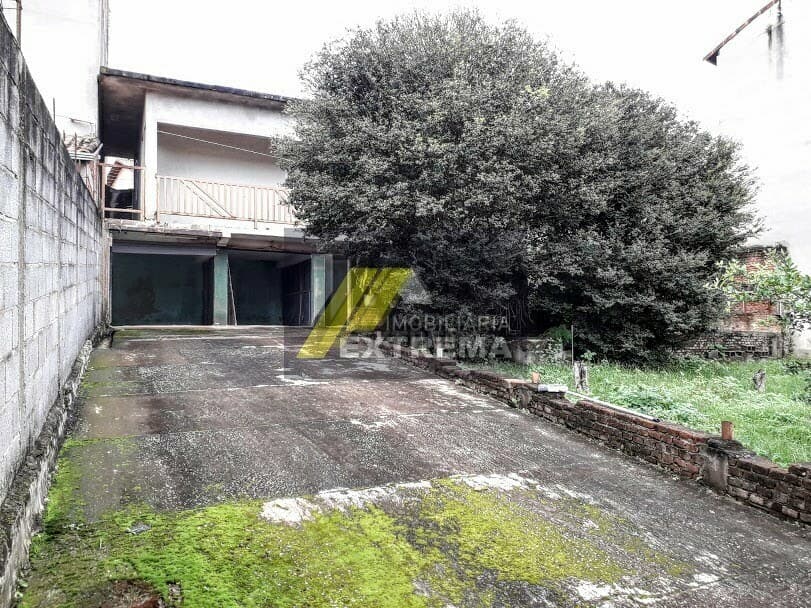 Casa na Avenida em Itapeva/MG.