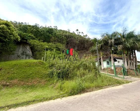 TERRENO NO LAGEADO BAIXO GUABIRUBA 393M²