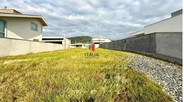 LINDO TERRENO NA RUA ROSAS DE OLIVEIRA GUABIRUBA COM 478M²