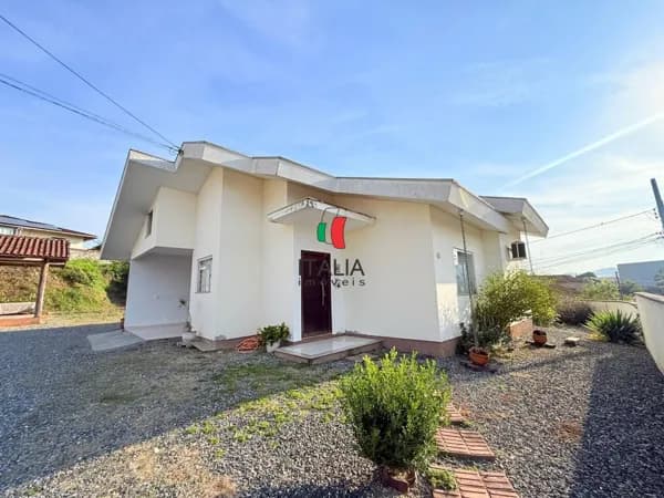 Casa em Brusque - Santa Terezinha