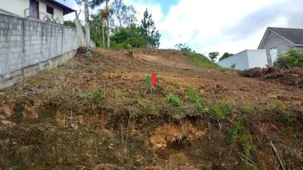 LINDO TERRENO