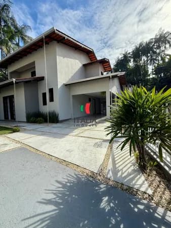 LINDA CASA SEMI MOBILIADA COM 3 QUARTOS SENDO UMA SUÍTE BAIRRO CERAMICA REIS