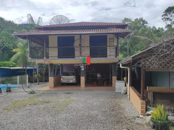 Fazenda/Sítios/Chácaras em Botuverá - Centro