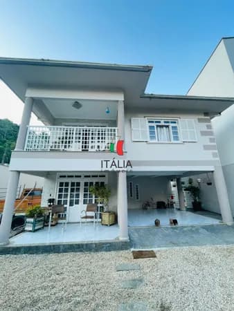 Casa em Brusque - Águas Claras