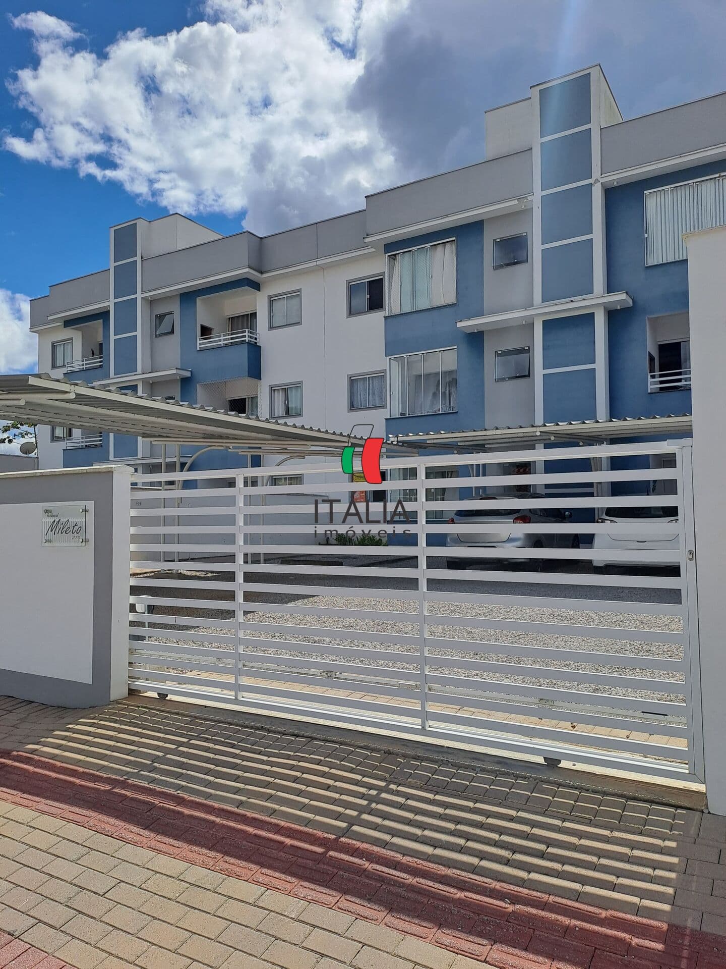 APARTAMENTO COM 2 QUARTOS SEMI MOBILIADO BAIRRO DOM JOAQUIM