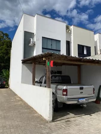 Sobrado em Limeira Baixa, Brusque/SC
