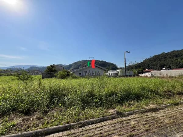 Lote/Terreno em Guabiruba - Centro