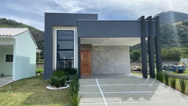 Casa em Maricá - São José de Imbassai