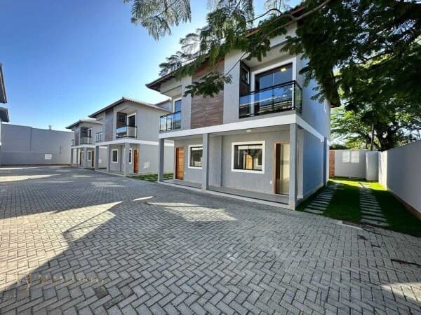 Casa Duplex com fino acabamento