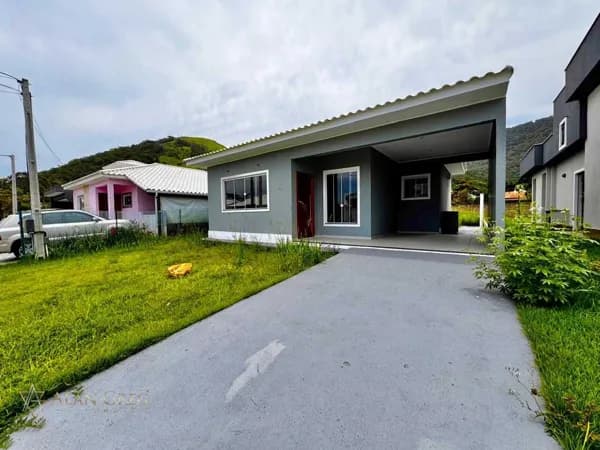 Casa em Maricá - São José de Imbassai