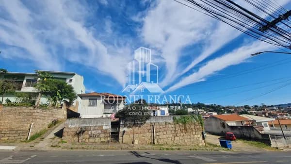IMOVEL COM EXCELENTE LOCALIZAÇÃO EM OFICINAS