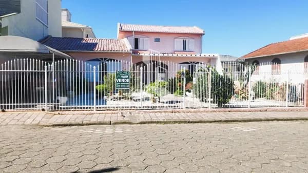 Casa alvenaria no bairro Oficinas