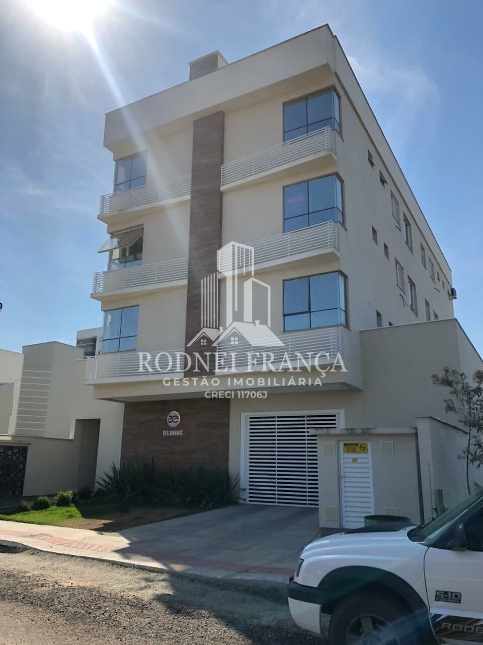 APARTAMENTO NO RESIDENCIAL DINAMIC