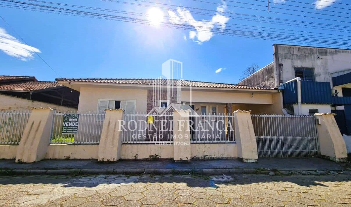 Casa de alvenaria no bairro São Martinho