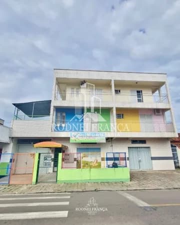 Prédio Comercial e Residencial