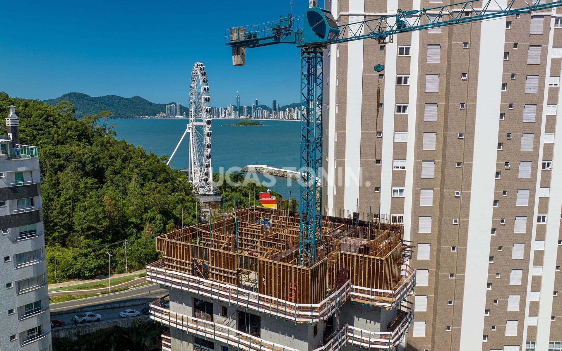 Apartamento Blue Coast Diferenciado 277m² 5 Suítes 4 Vagas Oportunidade Balneário Camboriú