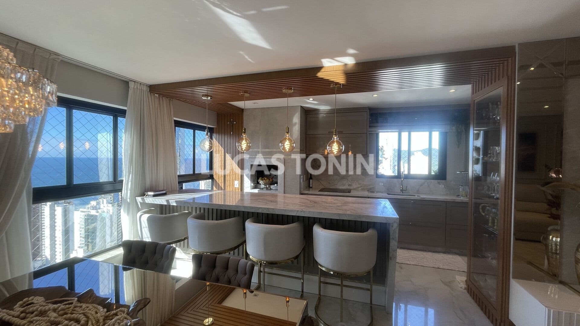 Apartamento Mobiliado 4 Quartos Sendo 2 Suítes Argos Próximo Mar Balneário Camboriú