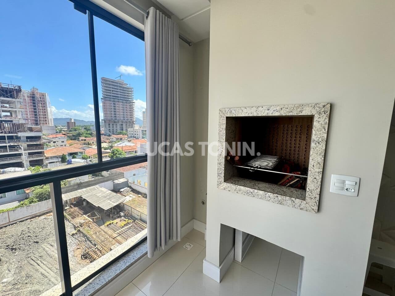 Apartamento Mobiliado 2 Suítes e 1 Vaga Salou Próximo Mar Porto Belo