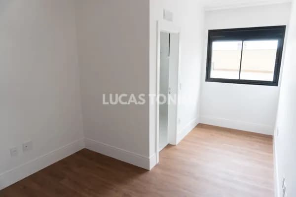 Apartamento Garden 4 Suítes e 4 Vagas Jardim Europa Frente Mar Porto Belo