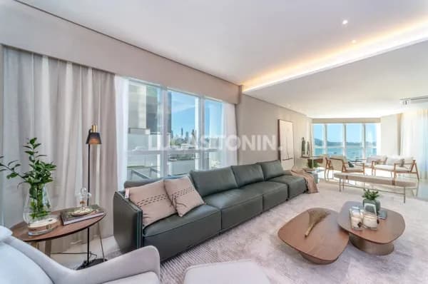 Apartamento Decorado 4 suítes e 4 Vagas Frente Mar Ibiza Tower Balneário Camboriú