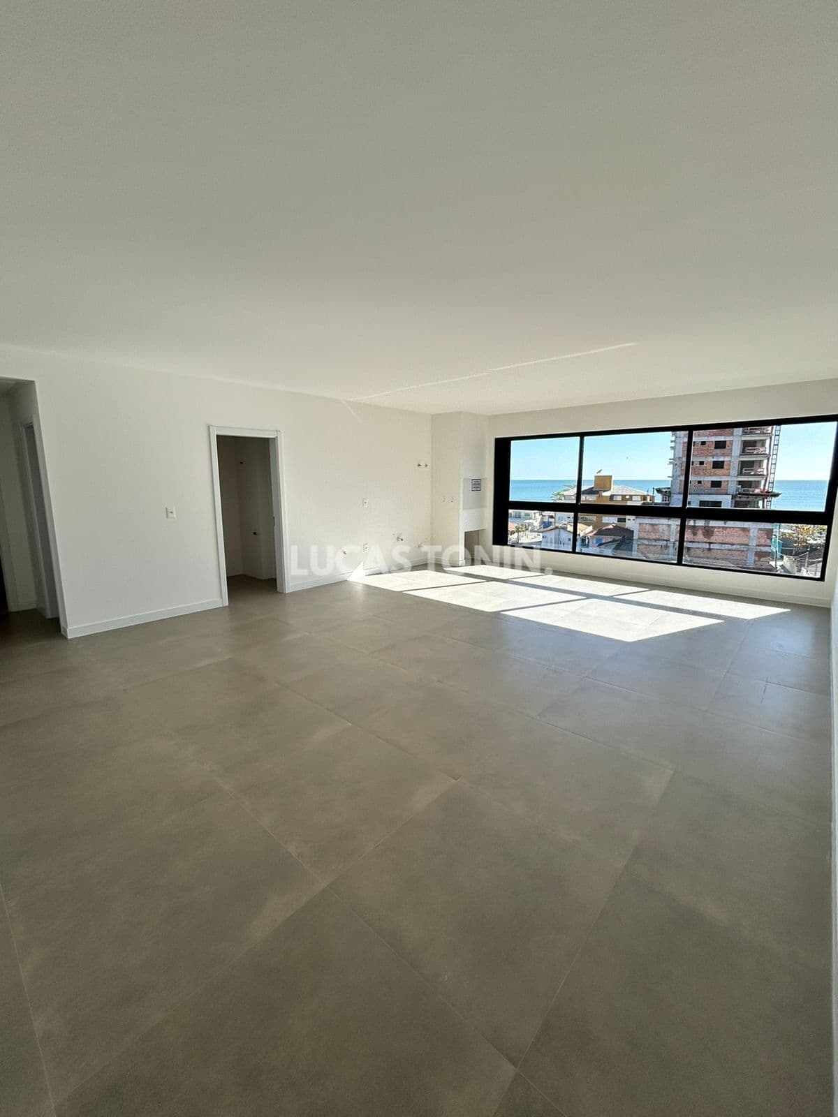 Apartamento Laguna Perequê Porto Belo com 3 Suítes 2 Vagas Sacada vista Lago e vista Mar