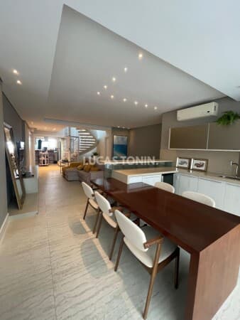 Cobertura Duplex Mobiliada no Brava Home 359m2 3 Suítes e 4 Vagas Praia Brava Itajaí