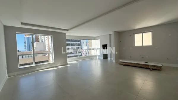 Apartamento Olimpia Avenida Brasil 4 Suítes 3 Vagas Quadra Mar Balneário Camboriú