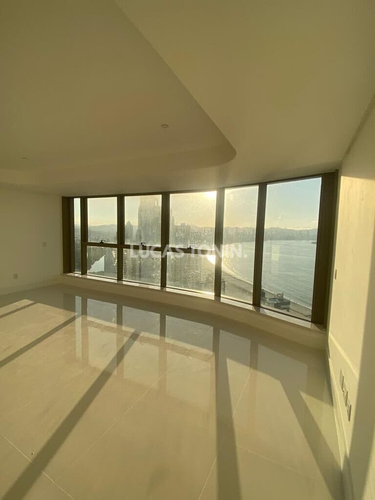 Apartamento Duplex Outrigger 422m² 7 Suítes Oportunidade Barra Sul em Balneário Camboriú