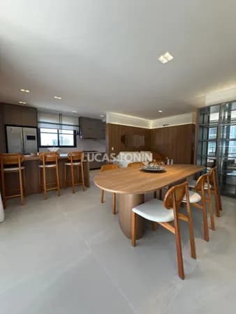 Apartamento Mobiliado 3 Suítes e 3 Vagas Quadra Mar Cala D`or Praia Brava