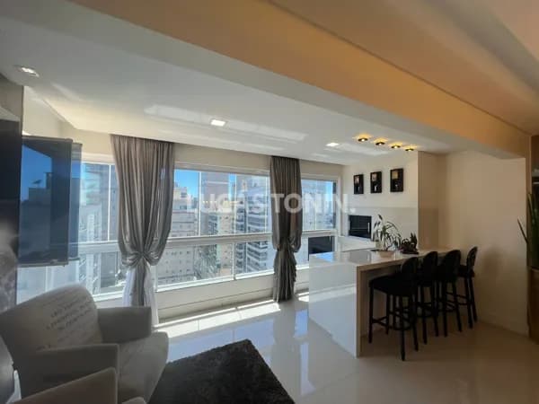 Apartamento Mobiliado 3 Suítes e 3 Vagas Quadra Mar Meia Praia Itapema