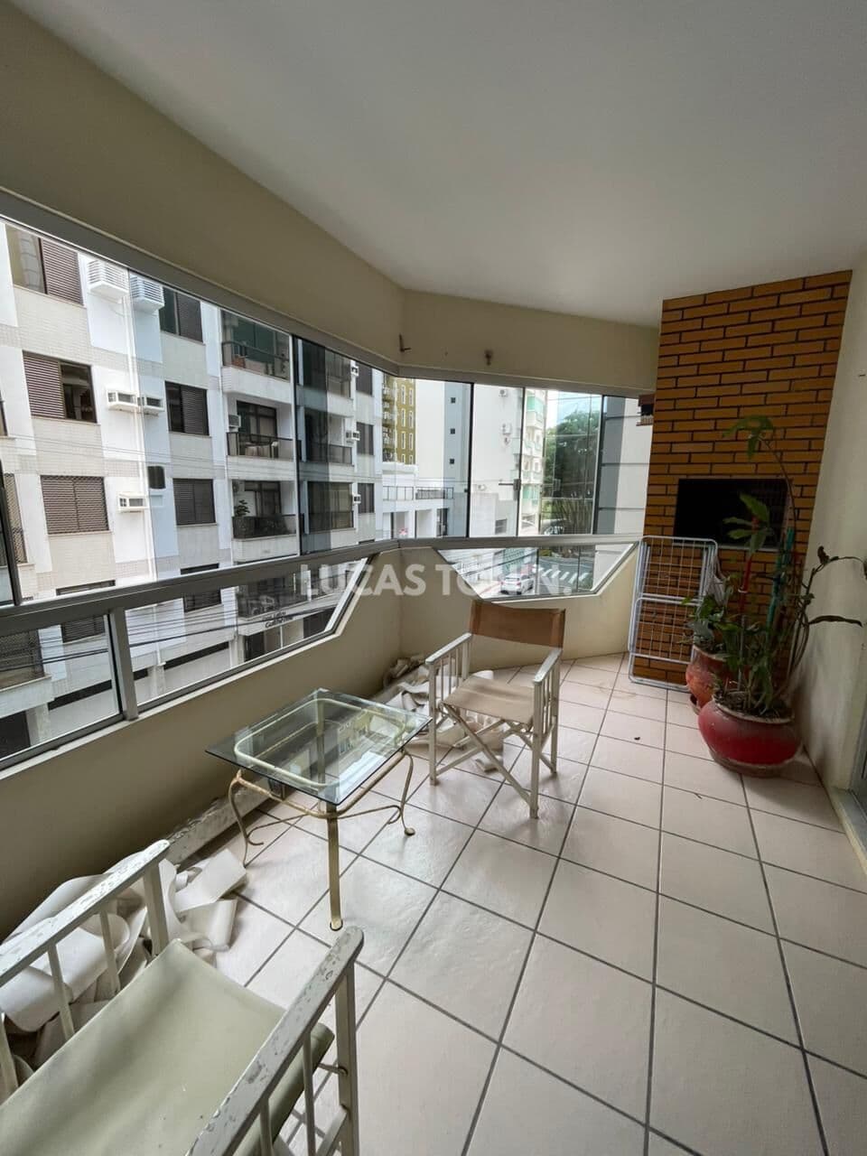 Apartamento 2 Quartos Sendo 1 Suíte Paradise Beach Na Avenida Brasil Quadra Mar Balneário Camboriú