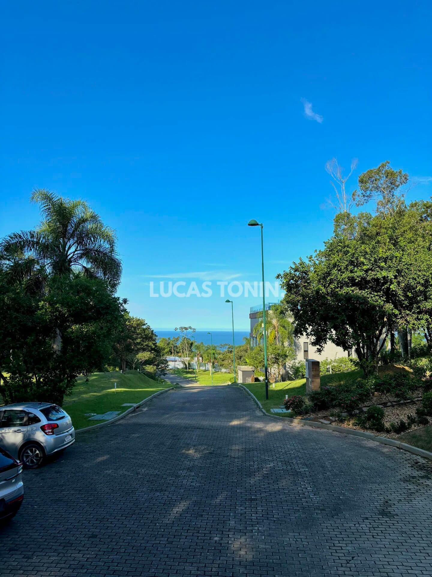 Lote em Condomínio com 552m² Quadra Mar Balneário Camboriú