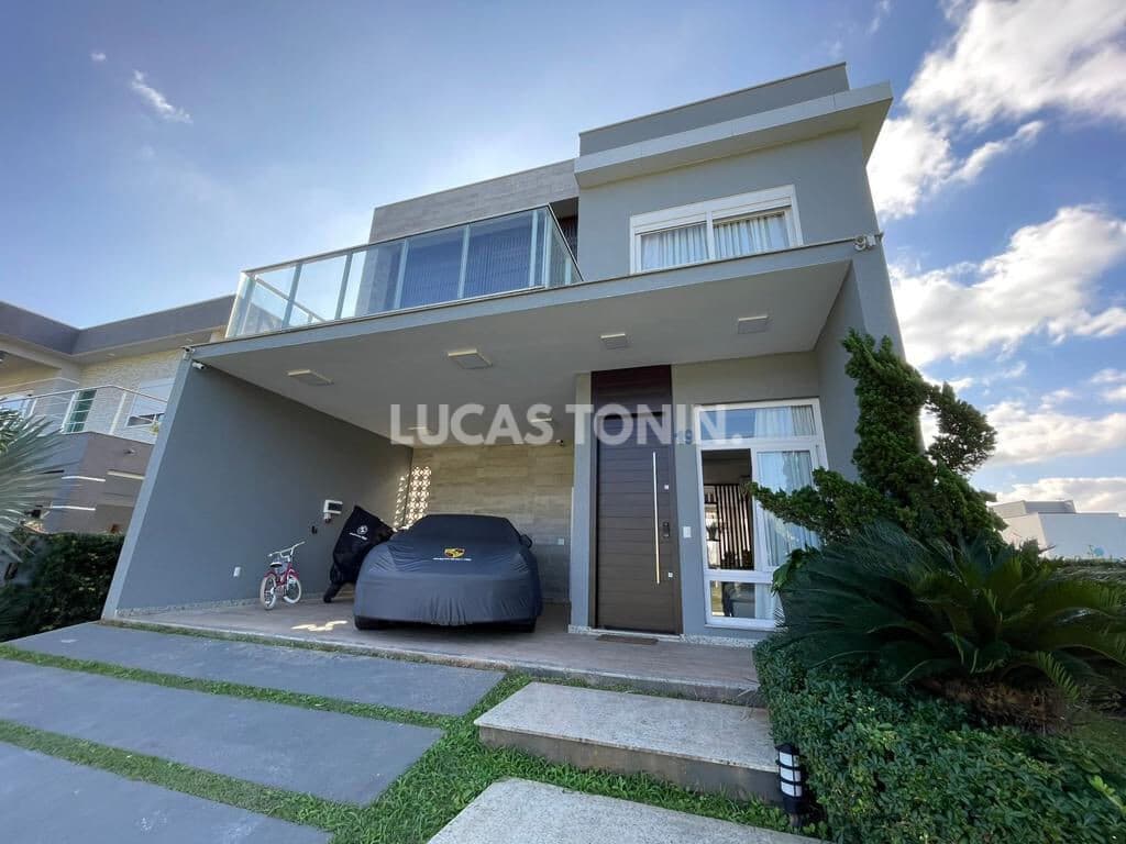 Sobrado Duplex Caledônia Private Camboriú 3 Suítes 4 Vagas 289m² Moderno e Exclusivo
