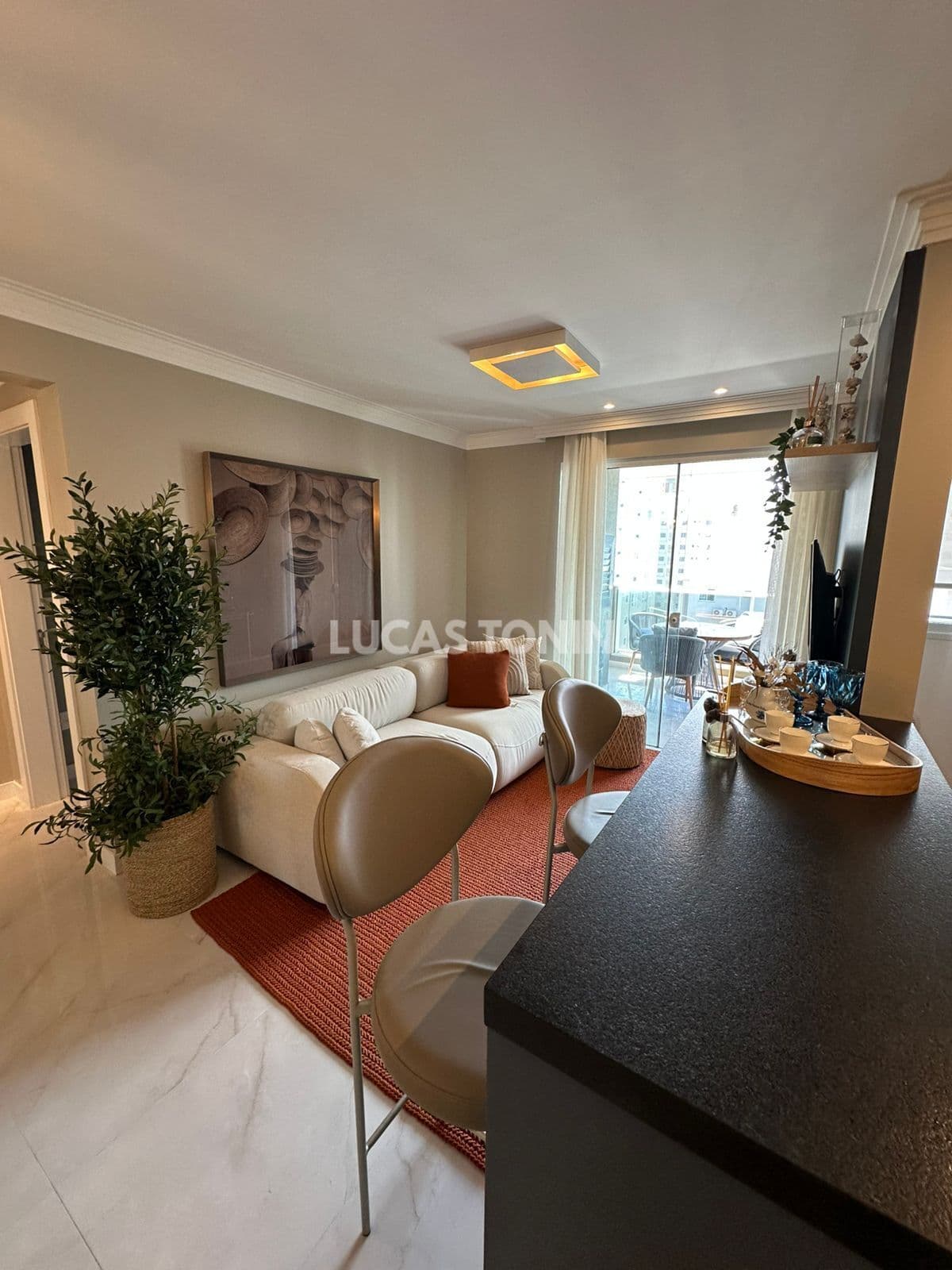Apartamento Mobiliado 2 Suítes e 2 Vagas Grand Safira Quadra Mar Morretes Itapema