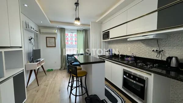 Apartamento com 2 Quartos no Calçadão Balneário Camboriú Oportunidade